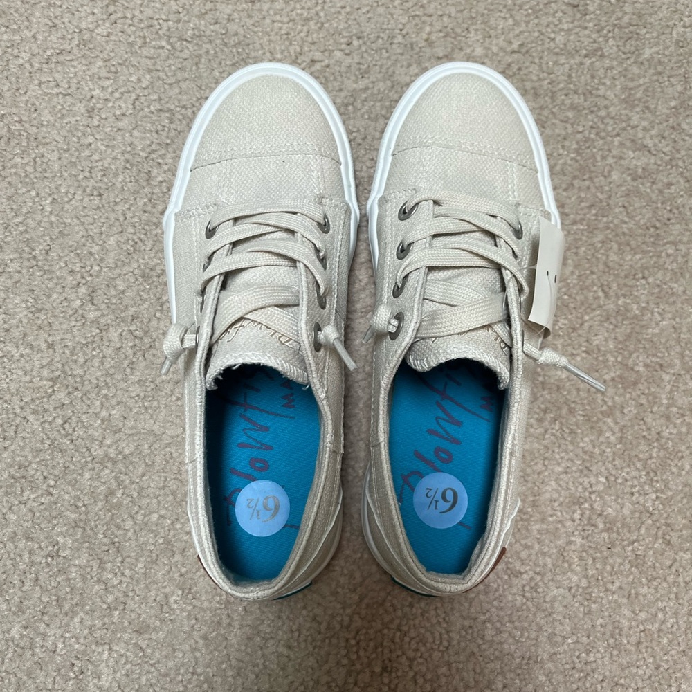 Blowfish Cream Casual Sneakers